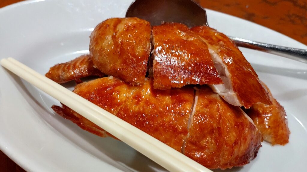 月苑飯店　県産若鶏の広東香味揚げ
